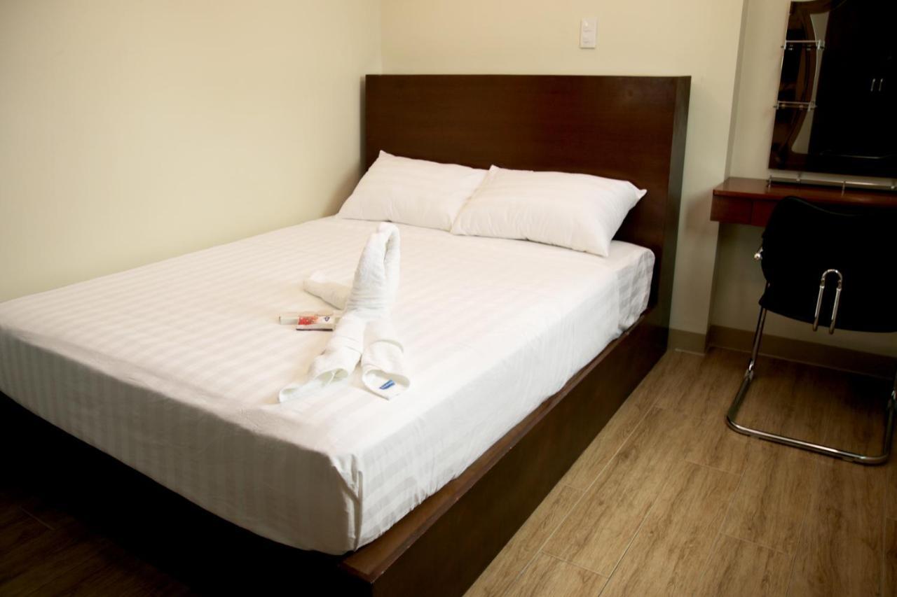 Happytelle Hotel Dipolog Ngoại thất bức ảnh